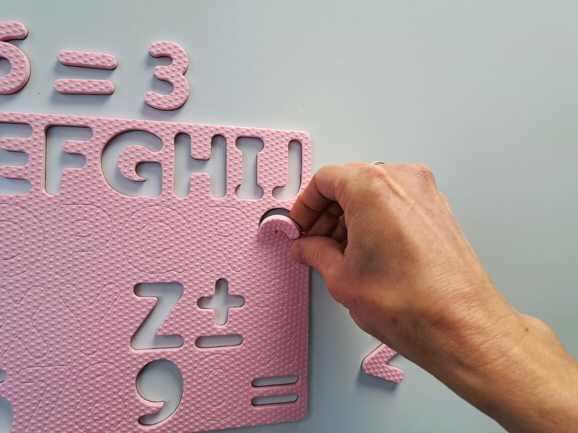 Alphabet + chiffres magnétiques en mousse