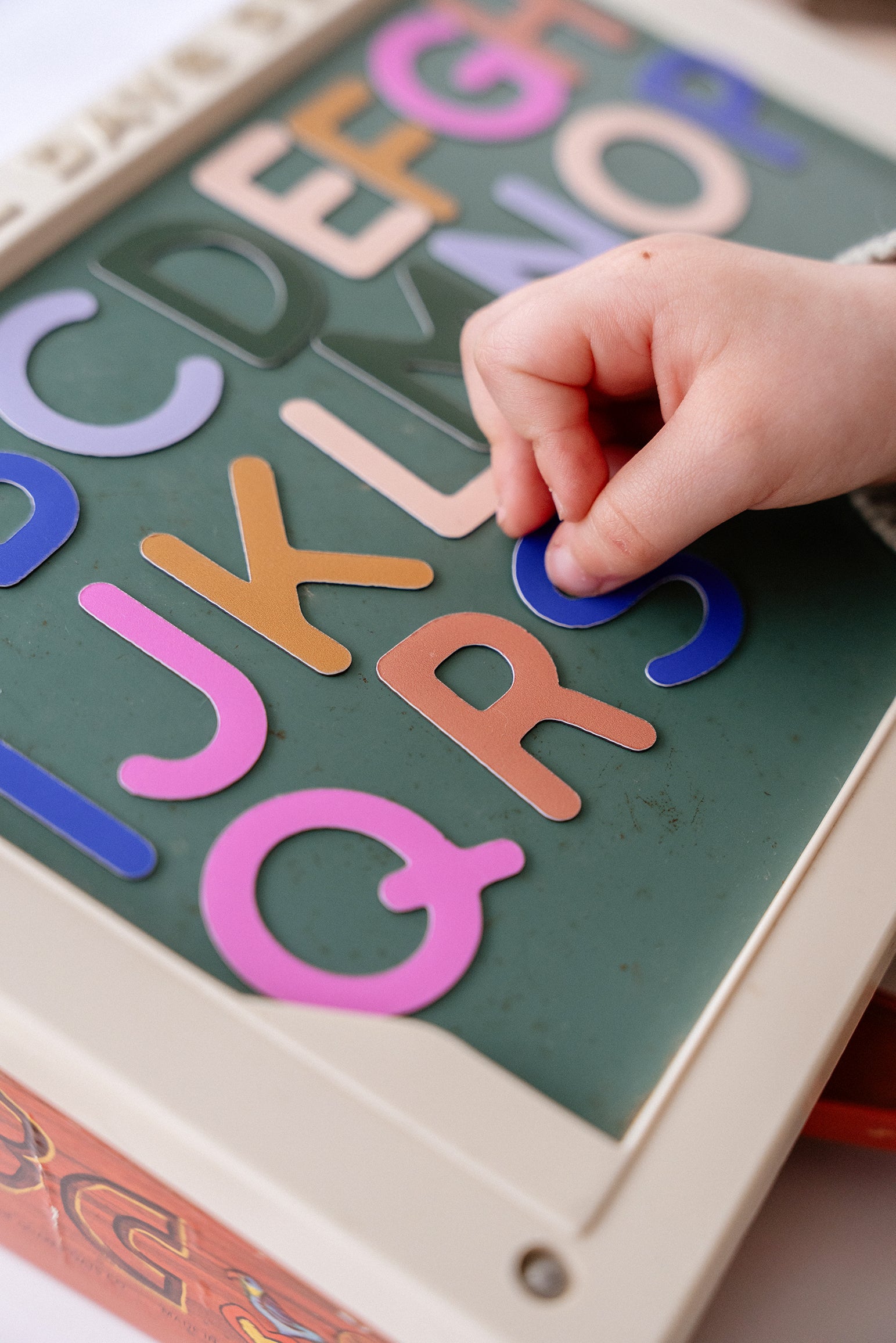 Jeu magnétique - Petites Lettres Capitales