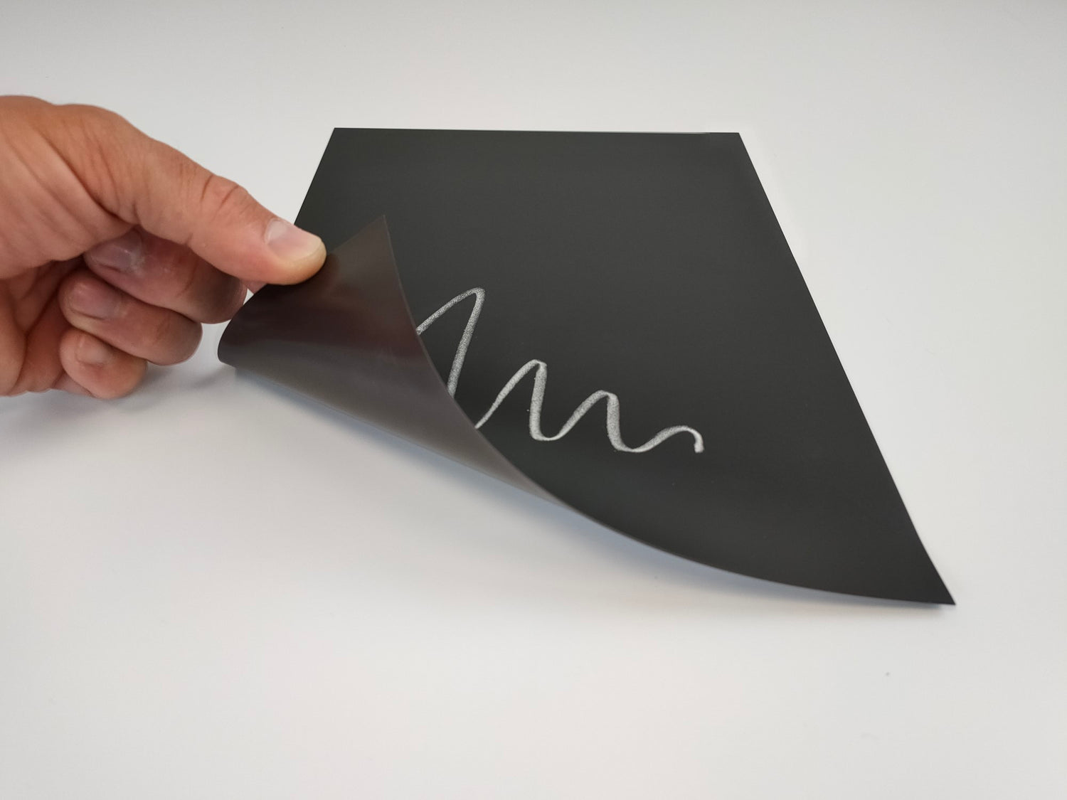 Feuille magnétique adhésive - Vendu au mètre – Magnet Création