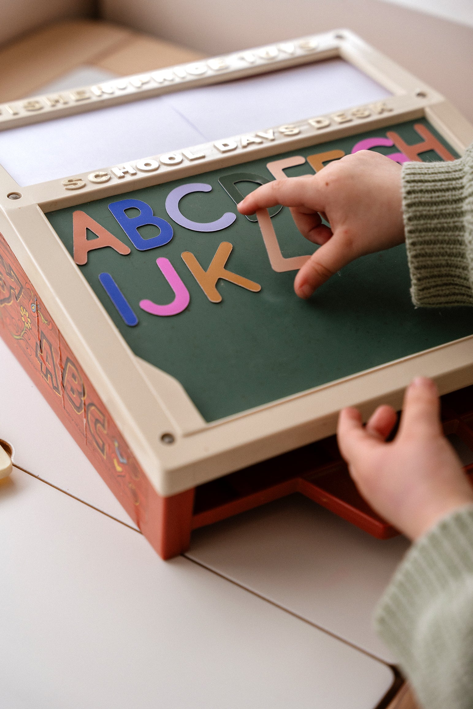 Jeu magnétique - Petites Lettres Capitales